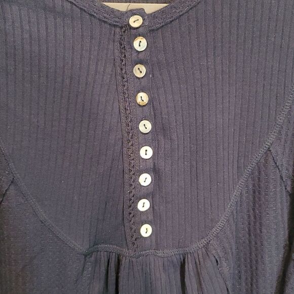 Sweet Romeo navy blue lightweight waffle knit oversized henley NWT - Picture 3 of 8